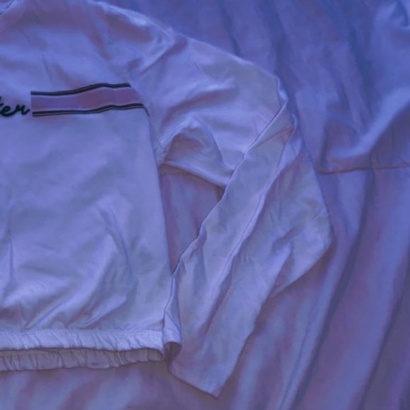 loose white long sleeve - Picture 4 of 5